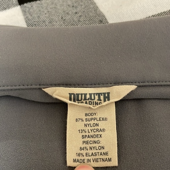 Duluth Trading Avant-Garden Jacket Women Large Gray Zip Stash Pockets Thumb Hole - Picture 10 of 13